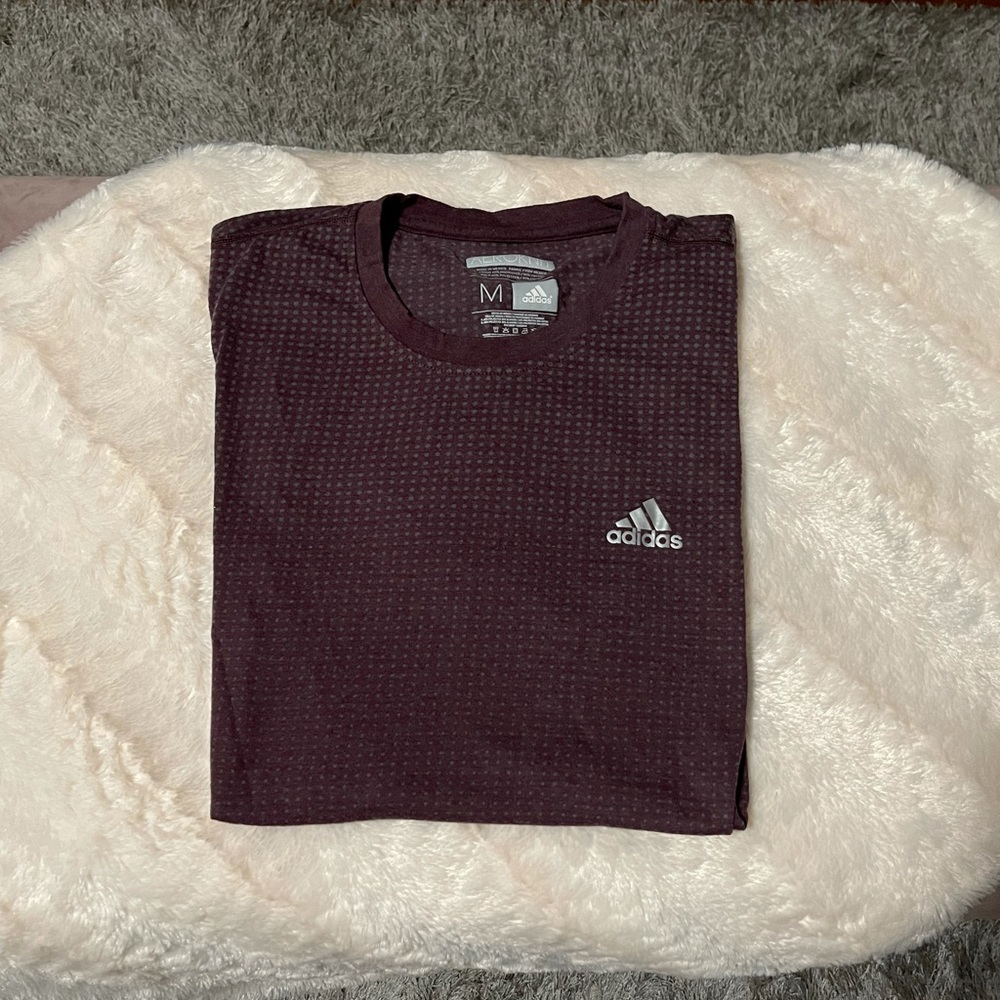 Adidas burgundy tee-shirt
